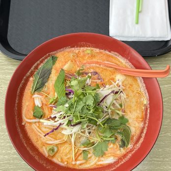 Cully Central - Khao poon - Beer Gardens Near Me - Portland, Oregon
