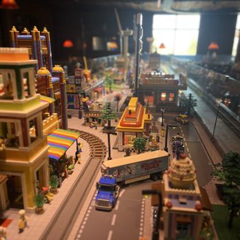 Buffalo Phil's Pizza & Grille - Lego display - American Near Me - Wisconsin Dells, Wisconsin Buffalo Phil's Pizza & Grille - Lego display - American Near Me - Wisconsin Dells, Wisconsin