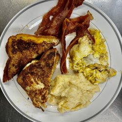 Minnie Lee's Soul Food Cafe