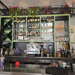 FL Cafe - Inside, nice bar