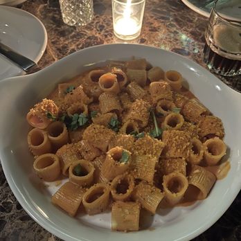 DJ's Great Room - RIGATONI ALLA VODKA - Bars Near Me - Chicago, Illinois DJ's Great Room - RIGATONI ALLA VODKA - Bars Near Me - Chicago, Illinois