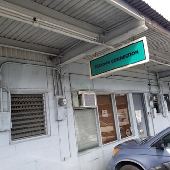 Seafood Connection - This is the front, walk around the bldg for the pick up area. - Seafood Near Me - Honolulu, Hawaii