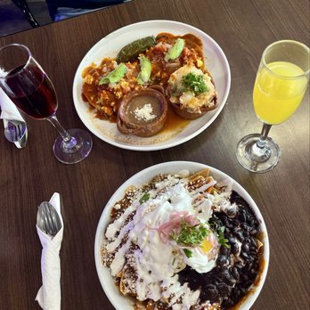 Con Huevos - Chilaquiles Ranchero Eggs - Breakfast & Brunch Near Me - Hawthorne, California