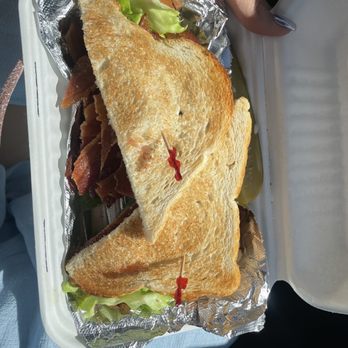 Lady C’s - BLT - Breakfast & Brunch Near Me - Tarzana, California