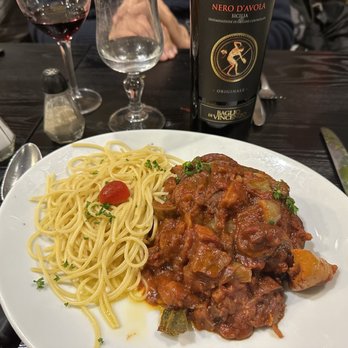 Osteria del Passepartout - Osso Bucco, tender and delicious - Italian Near Me - Paris, 75