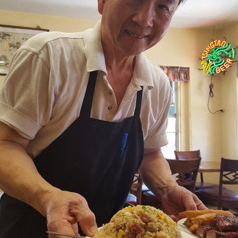 Golden Chicken Inn - A picture of the owner:) - Chinese Near Me - Oxnard, California Golden Chicken Inn - A picture of the owner:) - Chinese Near Me - Oxnard, California