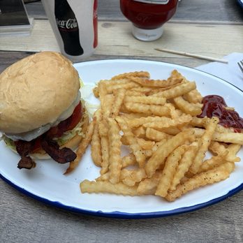 Grouchy Grizzly - Bison burger - American Near Me - Whitefish, Montana Grouchy Grizzly - Bison burger - American Near Me - Whitefish, Montana