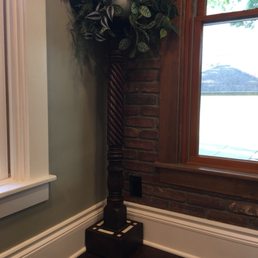 Antique plant stand goes perfect in my kitchen.