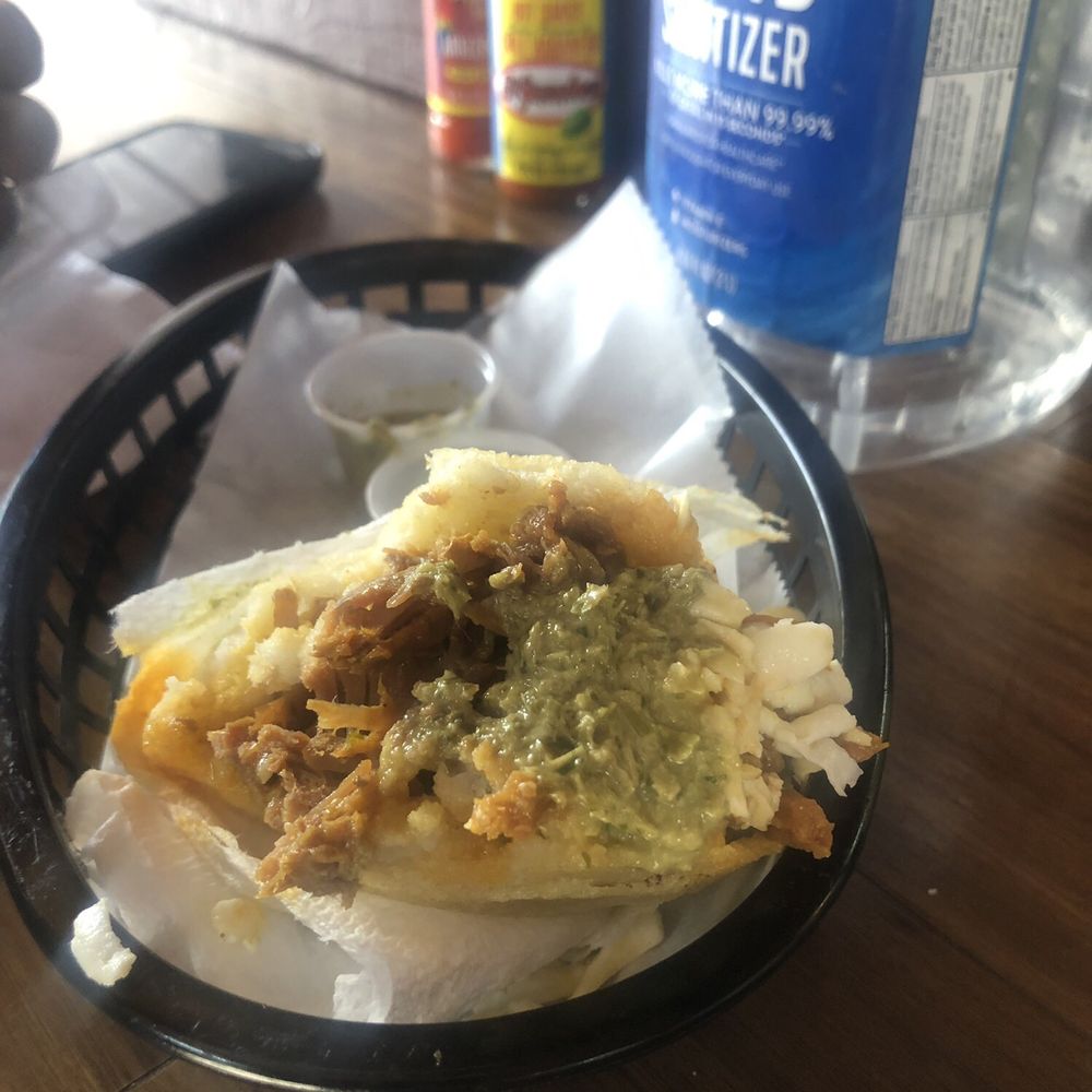Los Chamos Arepas - Venezuelan Near Me - Carolina, Puerto Rico Los Chamos Arepas - Venezuelan Near Me - Carolina, Puerto Rico