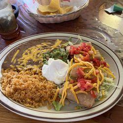 Lapresa Mexican Restaurant - Chicken taquitos lunch special