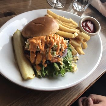 Creekside Restaurant - American Near Me - Forks, Washington