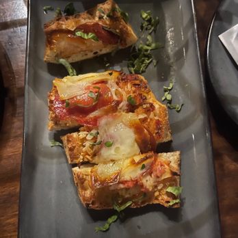 The Painted Duck - Flatbread pizza - Bars Near Me - Atlanta, Georgia