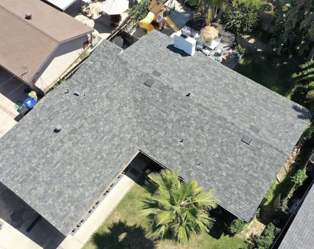 Slide of Grizzly Roofing