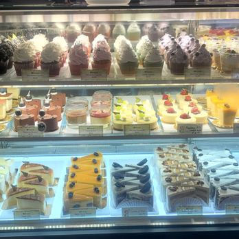 Breeze Bakery Cafe - Bakeries Near Me - Annandale, Virginia