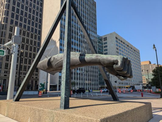 Monument to Joe Louis “The Fist” by null