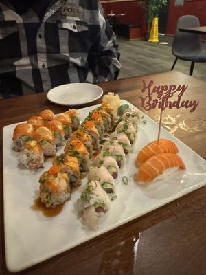 MAKI SUSHI BAR & GRILL by null