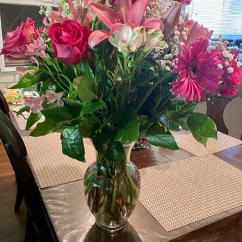 Rubi's Flower Shop - Florists Near Me - Compton, California Rubi's Flower Shop - Florists Near Me - Compton, California