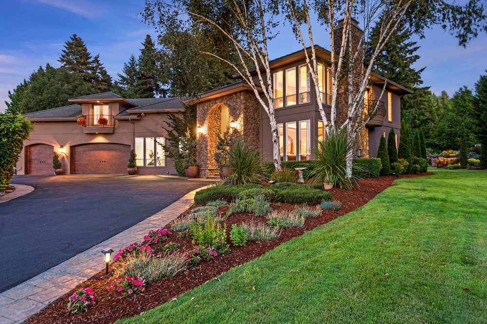 JODIE SHARP WINDERMERE NW LIVING FELIDA Contact Agent 10710 NW Lakeshore Ave, Vancouver