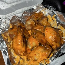Sal's Pizza - (12) Wings