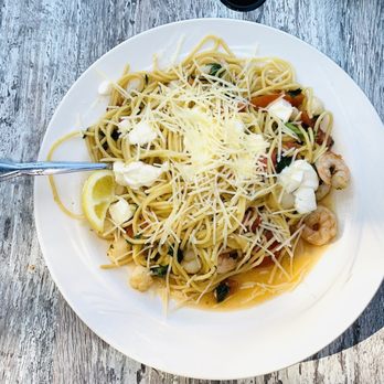 Backwaters on Sand Key - Seafood Margherita Pasta w Shrimp & scallops - Seafood Near Me - Clearwater Beach, Florida Backwaters on Sand Key - Seafood Margherita Pasta w Shrimp & scallops - Seafood Near Me - Clearwater Beach, Florida