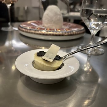 Alinea - Truffle Explosion - New American Near Me - Chicago, Illinois