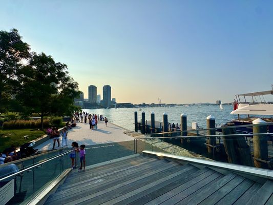 ReelHouse Oyster Bar by null