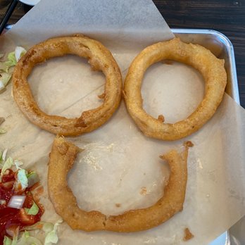 The Parkmoor - Happy onion rings!!  Yummy too! - Desserts Near Me - Webster Groves, Missouri