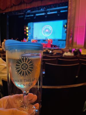 Hawaii Theatre by null