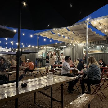 St Elmo Brewing Company - Outdoor patio - Breweries Near Me - Austin, Texas