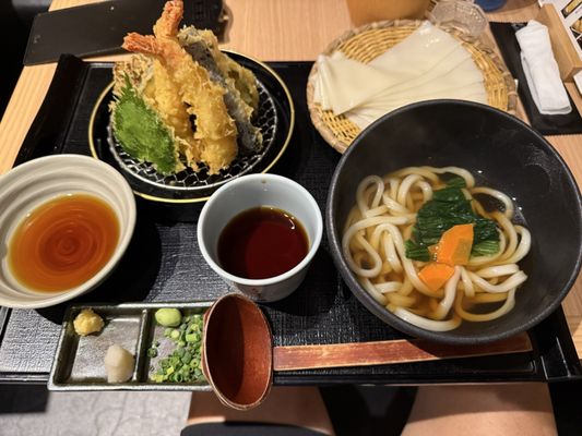 Godaime Hanayama Udon Ginza by null