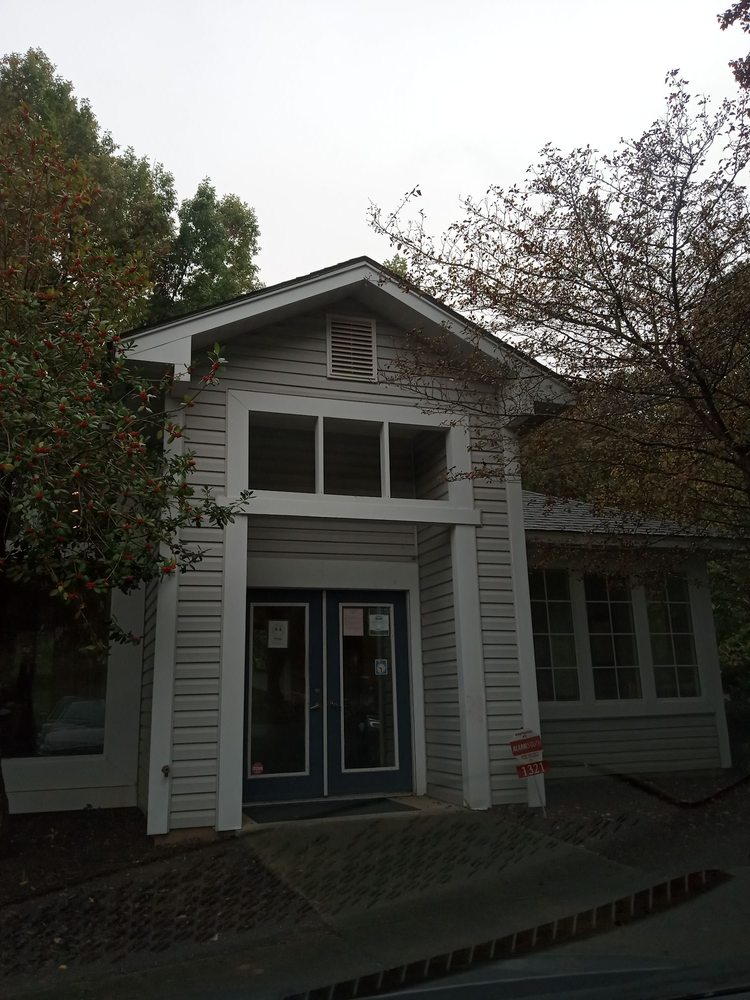 FOREST PARK GARDENS APARTMENTS Updated June 2024 1321 Forest Park