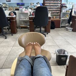 NM Nails