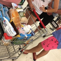 Winn-Dixie - Line is rid-ick- ulous