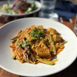 World Famous - Killed Vegan Tofu Bowl
