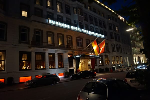 Fairmont Hotel Vier Jahreszeiten by null Fairmont Hotel Vier Jahreszeiten by null