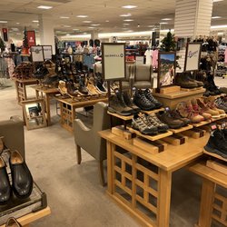 Dillard's