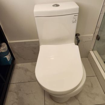 La Concha Key West - Crooked toilet seat - Hotels Near Me - Key West, Florida