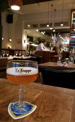 Bistro Madeleine by null