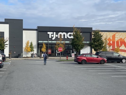 TJ MAXX - Updated August 2025 - 16 Photos & 19 Reviews - 296 Mishawum