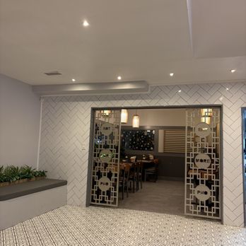Eat More Pho - Restaurant layout / decoration - Vietnamese Near Me - Sunnyvale, California