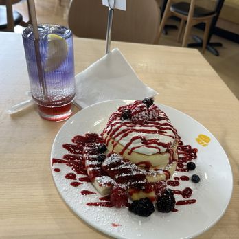 Fluffy Fluffy - Breakfast & Brunch Near Me - Miami, Florida