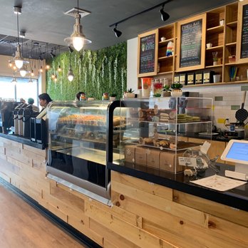 LimeRed Tea House - Ordering area - Coffee & Tea Near Me - Boston, Massachusetts