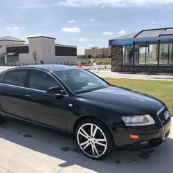 Brite and Shiny Car Wash
