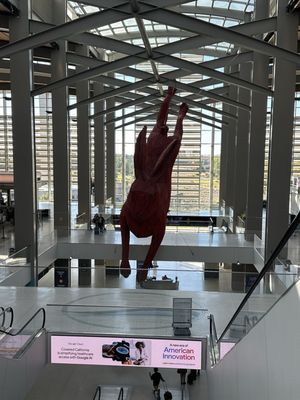 Sacramento International Airport by null