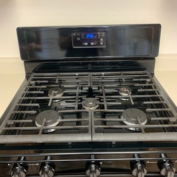 R&R Housekeeping - Finished cook top - Home Cleaning Near Me R&R Housekeeping - Finished cook top - Home Cleaning Near Me