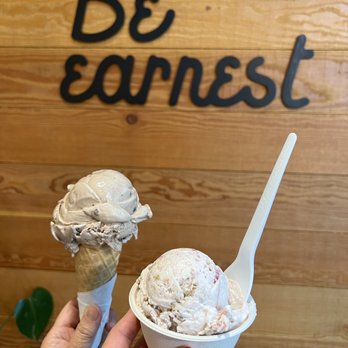 Earnest Ice Cream - Rhubarb Oat crumble and Coffee Chip - Ice Cream & Frozen Yogurt Near Me - Vancouver, British Columbia Earnest Ice Cream - Rhubarb Oat crumble and Coffee Chip - Ice Cream & Frozen Yogurt Near Me - Vancouver, British Columbia