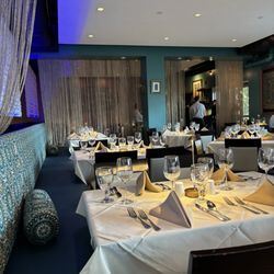 Bha! Bha! Persian Bistro - Interior