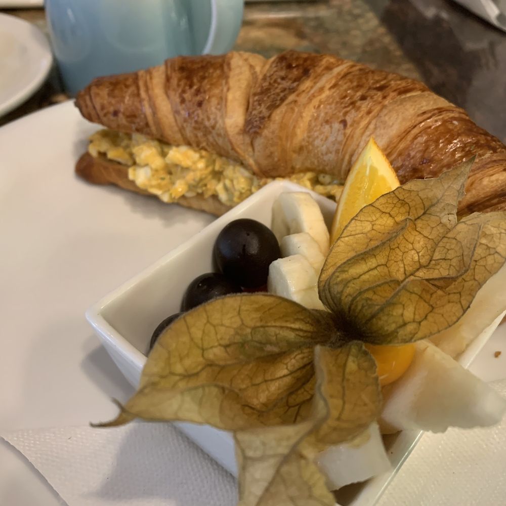 Owl's Nest - Breakfast & Brunch Near Me - Chemainus, British Columbia Owl's Nest - Breakfast & Brunch Near Me - Chemainus, British Columbia