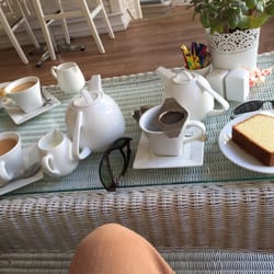 You & Me Café - Tea and cake