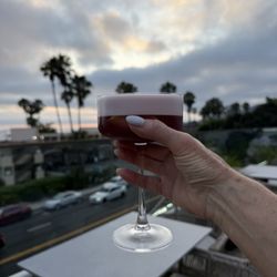 Q Terrace - Mom's ROYAL CLASSIC